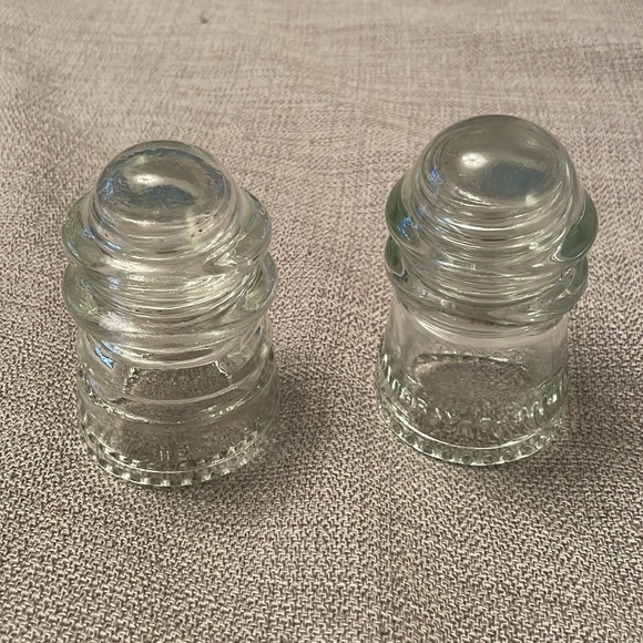 Vintage Set of 2 Hemingray Clear Glass Insulator Conductors - Picture 10 of 10